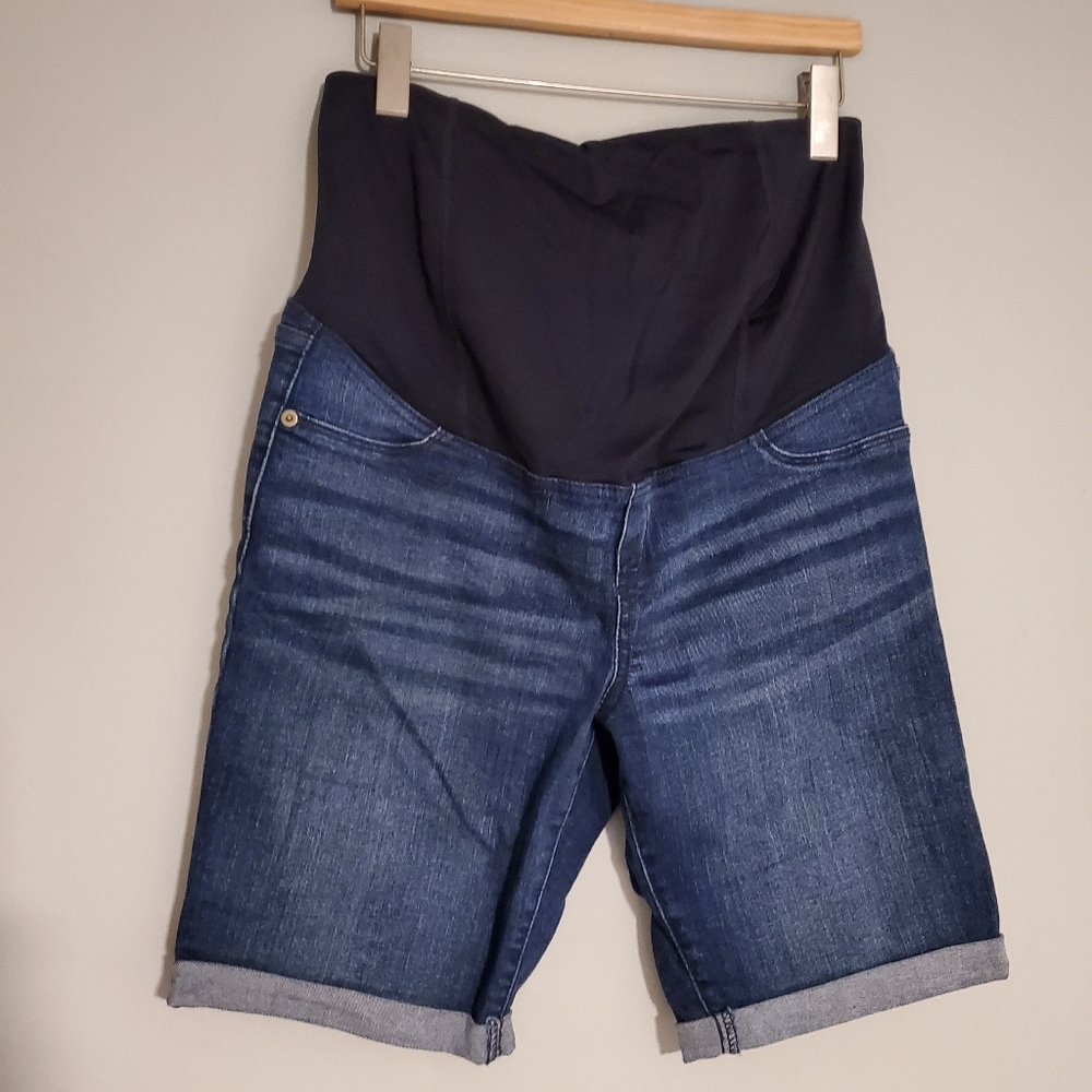 Isabel Maternity Denim Bermuda Shorts, 8